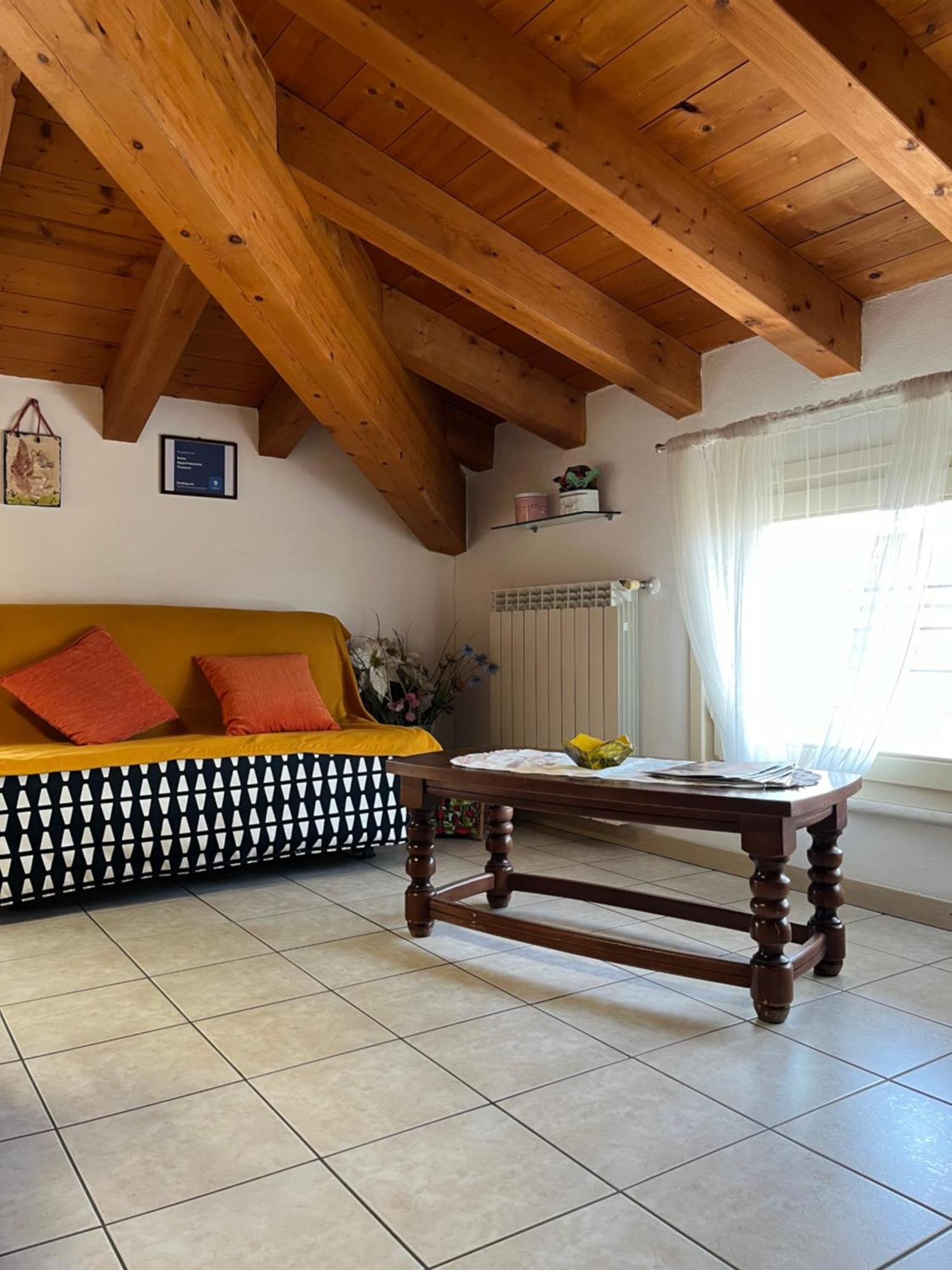 Anna Appartamento Vacanze Monticelli Brusati Extérieur photo